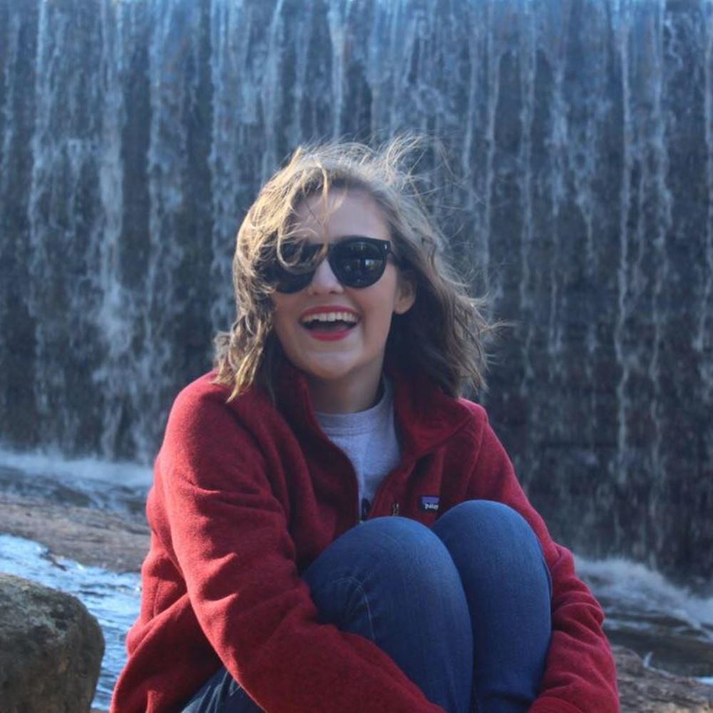 Meet your Posher, Laura